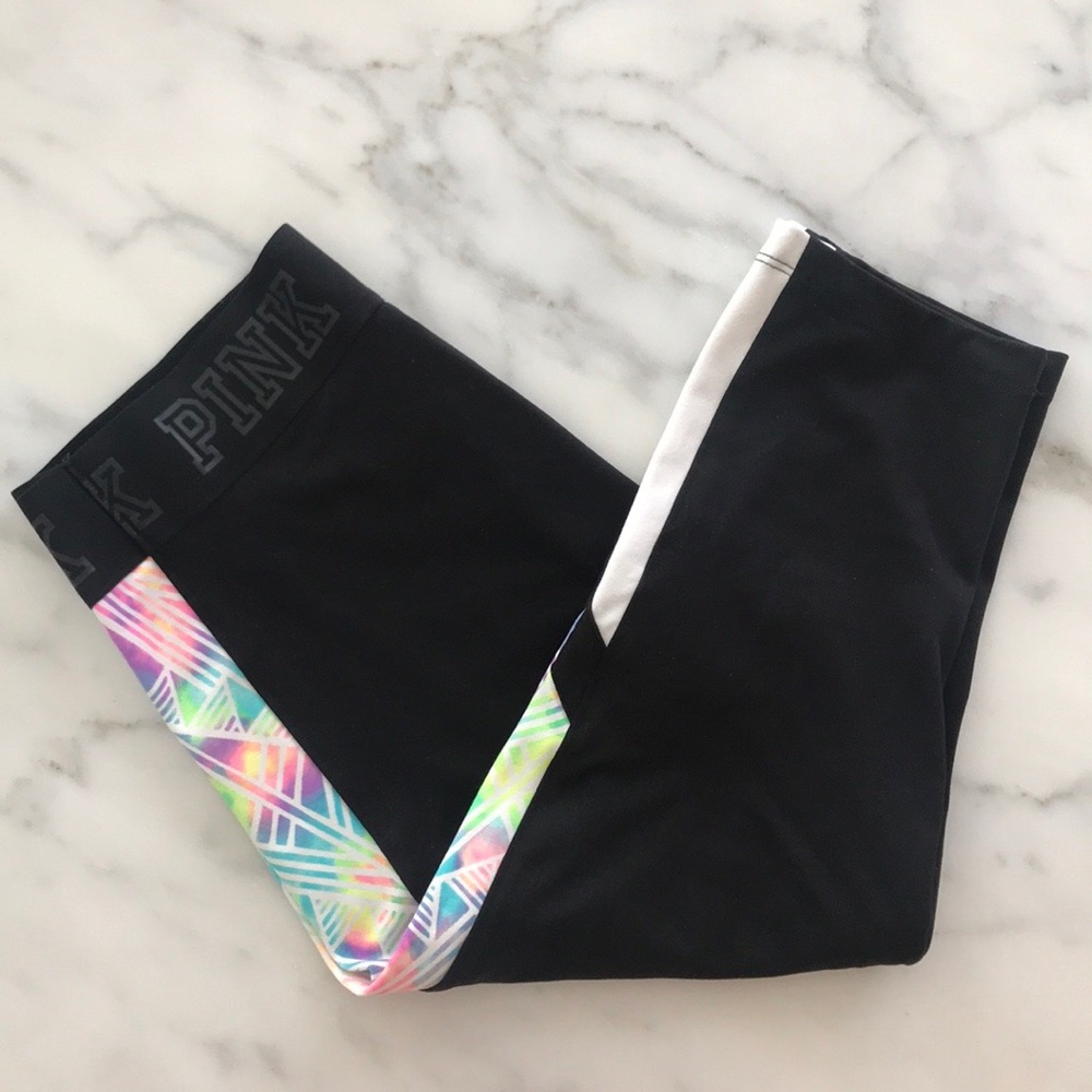 Victoria’s Secret PINK Ultimate Crop Leggings